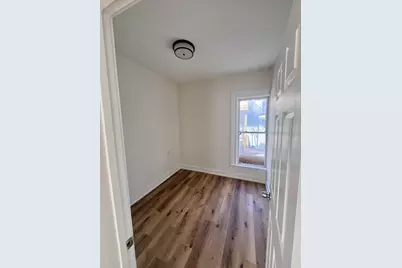 393 Wellington Avenue #2, Elgin, IL 60120 - Photo 9