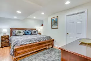 931 W Newport Ave, Chicago, IL 60657 - Photo 15