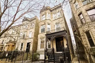 931 W Newport Avenue #GARDEN, Chicago, IL 60657 - Photo 1