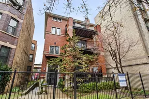 4226 N Kenmore Ave, Chicago, IL 60613 - Photo 1
