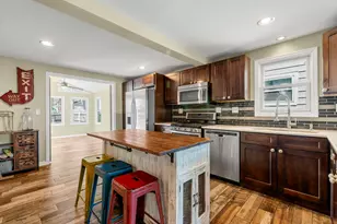 326 Bellevue Dr, Round Lake Park, IL 60073 - Photo 9
