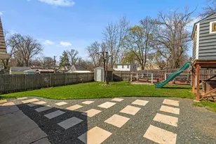 326 Bellevue Dr, Round Lake Park, IL 60073 - Photo 25
