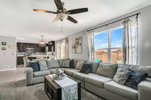 201 Springwood Drive, Woodstock, IL 60098 - Photo 15