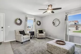 201 Springwood Drive, Woodstock, IL 60098 - Photo 7