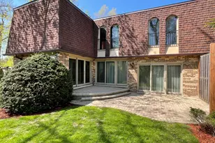 1119 Deerfield Rd, Deerfield, IL 60015 - Photo 1