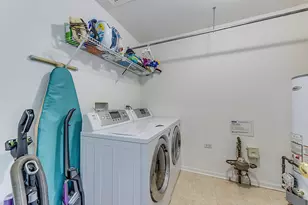 2172 Sunrise Cir, Aurora, IL 60503 - Photo 19