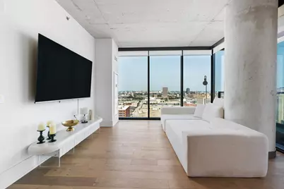 234 W Polk Street #2402, Chicago, IL 60607 - Photo 15