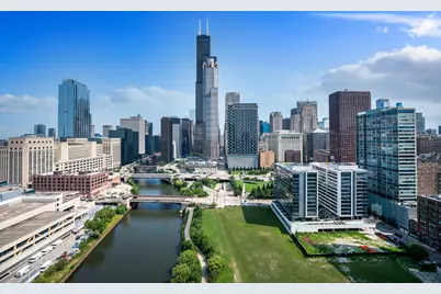 234 W Polk Street #2402, Chicago, IL 60607 - Photo 11