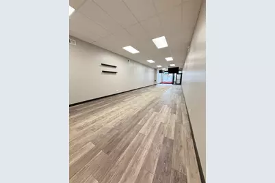7051 N Clark Street, Chicago, IL 60626 - Photo 3