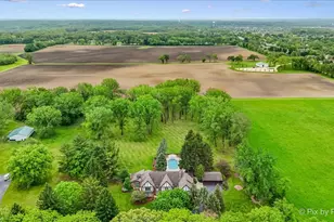3 Auburn Ln, Barrington Hills, IL 60010 - Photo 3