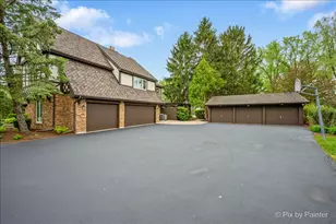 3 Auburn Ln, Barrington Hills, IL 60010 - Photo 11