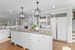 584 Fletcher Circle, Lake Forest, IL 60045 - Photo 19