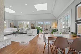 584 Fletcher Circle, Lake Forest, IL 60045 - Photo 11