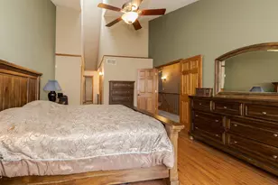 8627 Oakmont Rd, Bloomington, IL 61705 - Photo 23