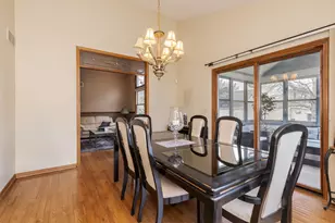 8627 Oakmont Rd, Bloomington, IL 61705 - Photo 9