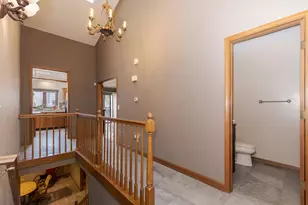 8627 Oakmont Rd, Bloomington, IL 61705 - Photo 33