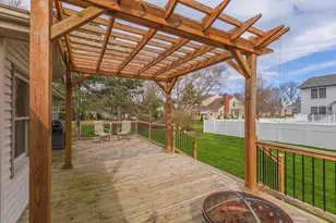 8627 Oakmont Rd, Bloomington, IL 61705 - Photo 49