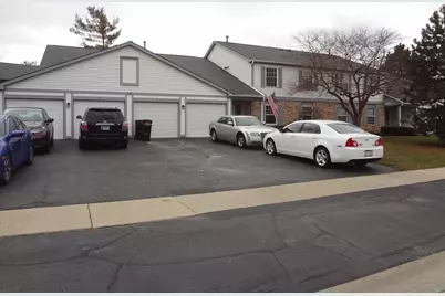 220 Brett Circle #B, Wauconda, IL 60084 - Photo 1