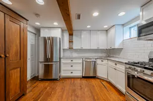 1709 W Barry Ave, Chicago, IL 60657 - Photo 3