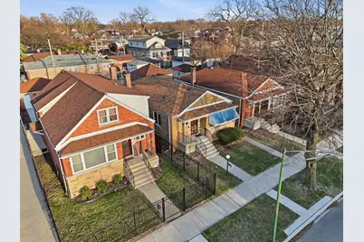 8305 S Paxton Avenue, Chicago, IL 60617 - Photo 23