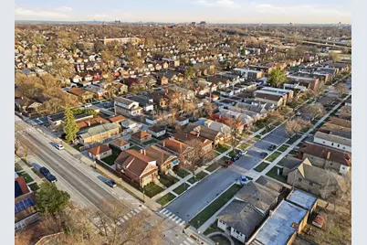 8305 S Paxton Avenue, Chicago, IL 60617 - Photo 21