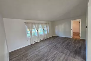 6862 W Lode Dr, Worth, IL 60482 - Photo 3