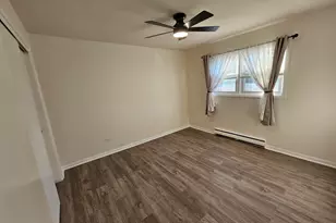 6862 W Lode Dr, Worth, IL 60482 - Photo 9