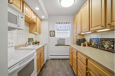 7268 W Thorndale Avenue #4B, Chicago, IL 60631 - Photo 9