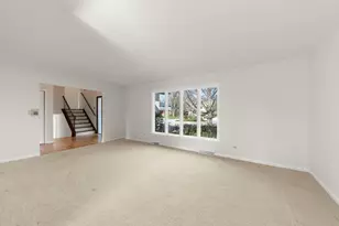 1530 N Blanchard Ct, Wheaton, IL 60187 - Photo 7