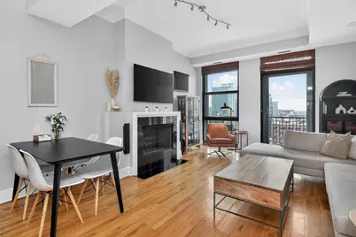 165 N Canal Street #1129, Chicago, IL 60606 - Photo 9