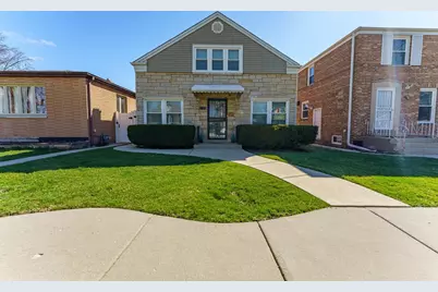 745 Manchester Avenue, Westchester, IL 60154 - Photo 1