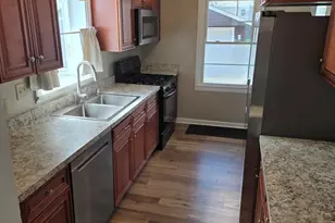 494 N Ellsworth Ave, Villa Park, IL 60181 - Photo 5