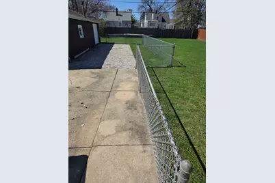 494 N Ellsworth Avenue, Villa Park, IL 60181 - Photo 35