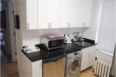 733 Elm Street #302, Winnetka, IL 60093 - Photo 3