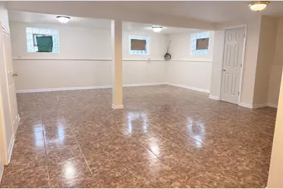 15531 Woodlawn East Avenue, South Holland, IL 60473 - Photo 9