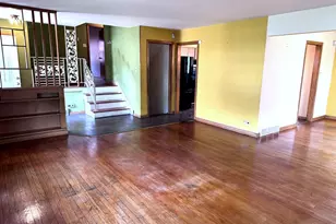 15531 Woodlawn E Ave, South Holland, IL 60473 - Photo 5