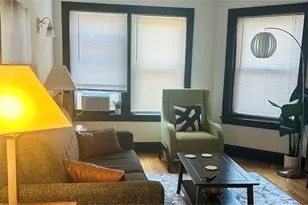 1911 W Larchmont Ave, Chicago, IL 60613 - Photo 7