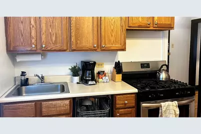 1911 W Larchmont Avenue #3A, Chicago, IL 60613 - Photo 5