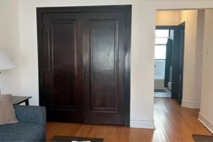 1911 W Larchmont Ave, Chicago, IL 60613 - Photo 7