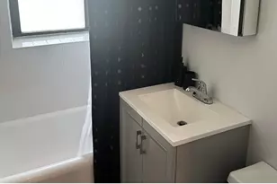 1911 W Larchmont Ave, Chicago, IL 60613 - Photo 9