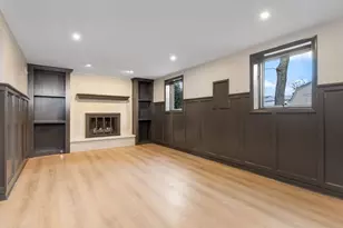 8518 Candlelight West Dr, Willow Springs, IL 60480 - Photo 9