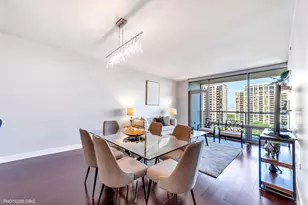 100 E 14th St, Chicago, IL 60605 - Photo 5