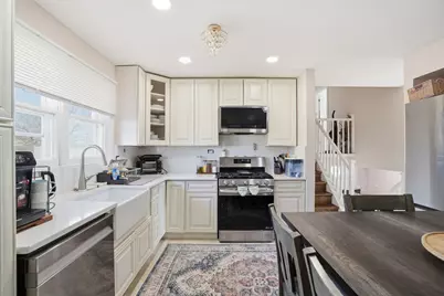 10459 S 81st Avenue, Palos Hills, IL 60465 - Photo 3