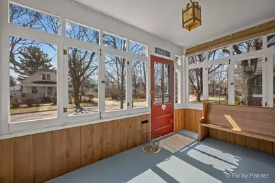 92 Hawley Avenue, West Dundee, IL 60118 - Photo 5