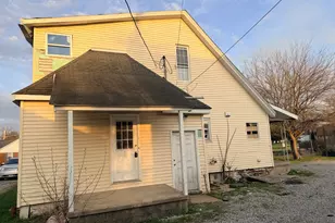 101 5th St, Carmi, IL 62821 - Photo 17