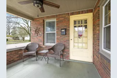 302 N Rockford Avenue, Rockford, IL 61107 - Photo 5