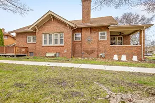 302 N Rockford Ave, Rockford, IL 61107 - Photo 3