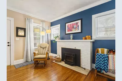 302 N Rockford Avenue, Rockford, IL 61107 - Photo 7