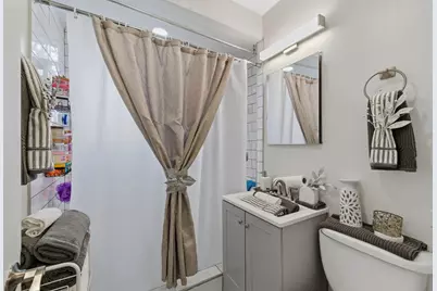 4606 N Kelso Avenue, Chicago, IL 60630 - Photo 11