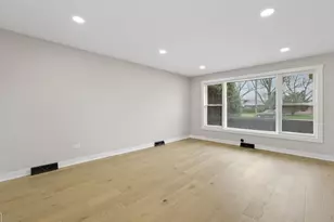 1011 Maitland Dr, Lockport, IL 60441 - Photo 3